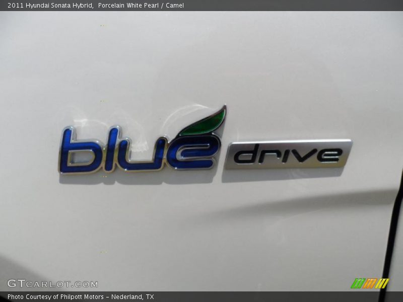  2011 Sonata Hybrid Logo
