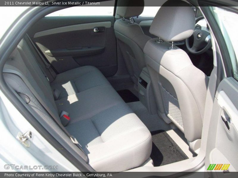 Silver Ice Metallic / Titanium 2011 Chevrolet Malibu LS