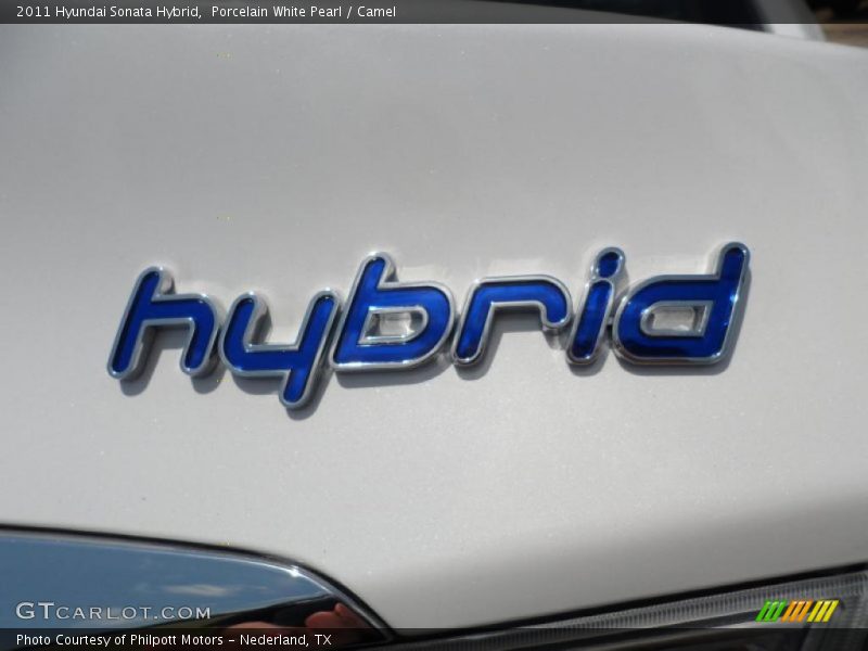  2011 Sonata Hybrid Logo