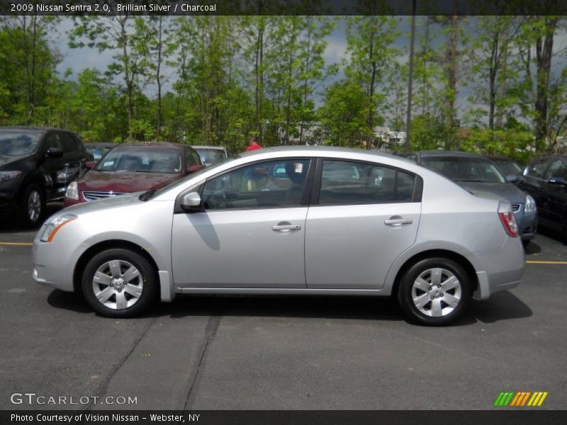 Brilliant Silver / Charcoal 2009 Nissan Sentra 2.0