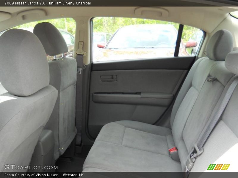 Brilliant Silver / Charcoal 2009 Nissan Sentra 2.0