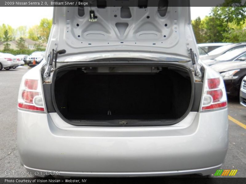 Brilliant Silver / Beige 2009 Nissan Sentra 2.0
