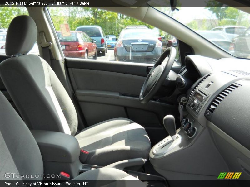 Brilliant Silver / Beige 2009 Nissan Sentra 2.0