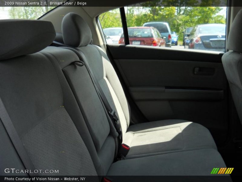 Brilliant Silver / Beige 2009 Nissan Sentra 2.0