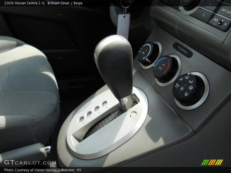 Brilliant Silver / Beige 2009 Nissan Sentra 2.0