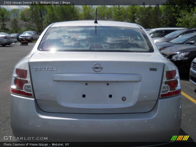 Brilliant Silver / Beige 2009 Nissan Sentra 2.0