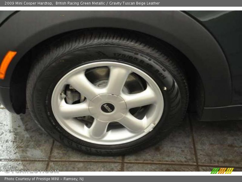 British Racing Green Metallic / Gravity Tuscan Beige Leather 2009 Mini Cooper Hardtop
