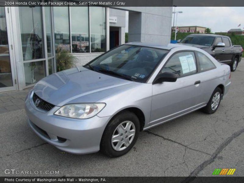 Front 3/4 View of 2004 Civic Value Package Coupe