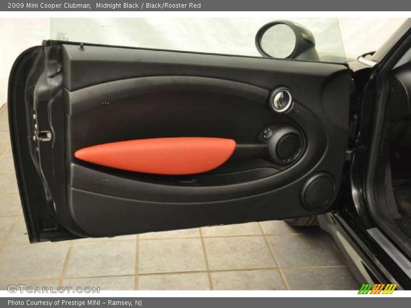 Door Panel of 2009 Cooper Clubman