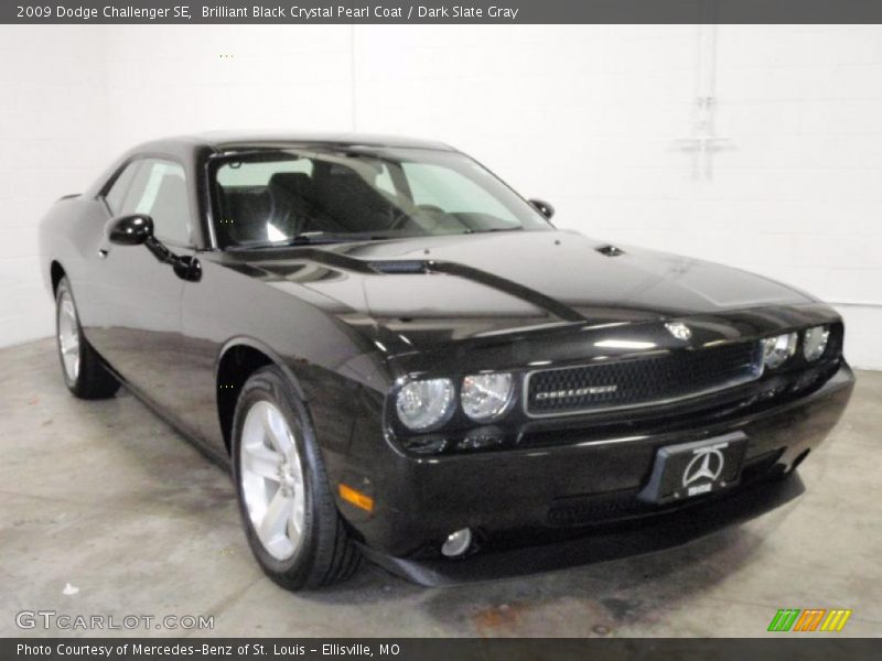 Brilliant Black Crystal Pearl Coat / Dark Slate Gray 2009 Dodge Challenger SE