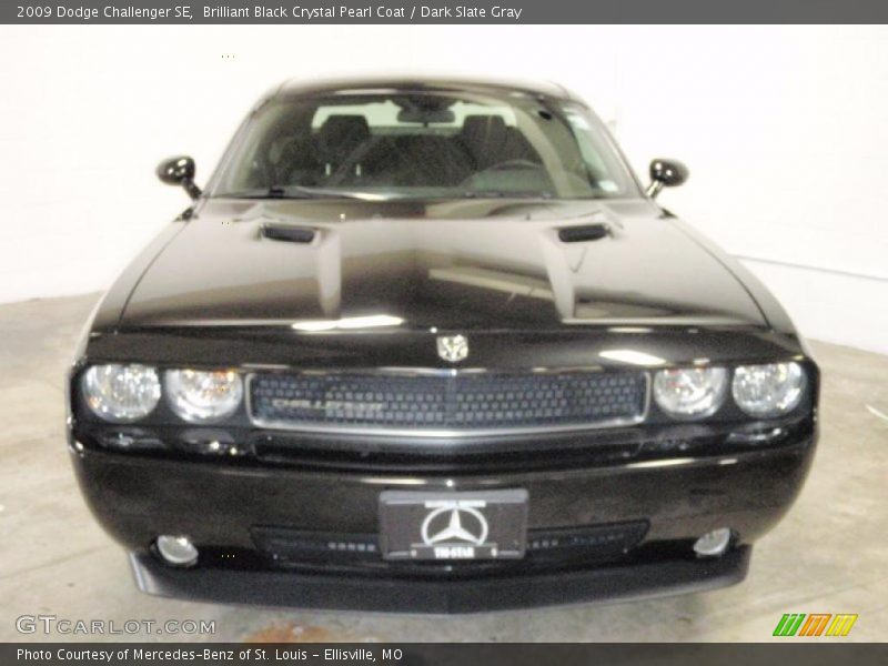 Brilliant Black Crystal Pearl Coat / Dark Slate Gray 2009 Dodge Challenger SE