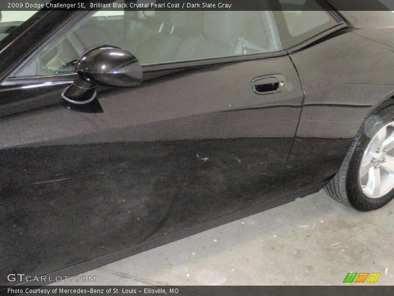 Brilliant Black Crystal Pearl Coat / Dark Slate Gray 2009 Dodge Challenger SE