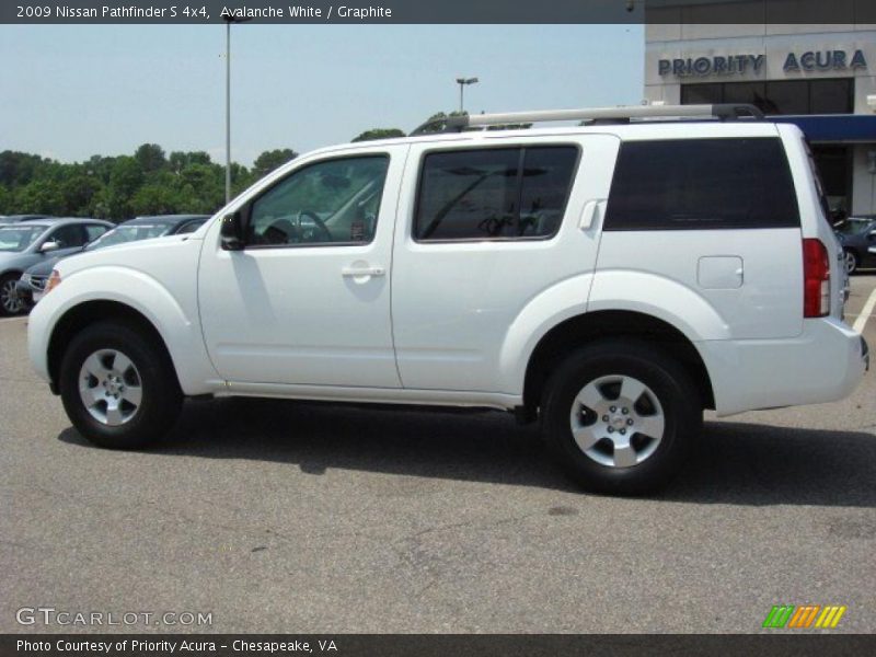 Avalanche White / Graphite 2009 Nissan Pathfinder S 4x4