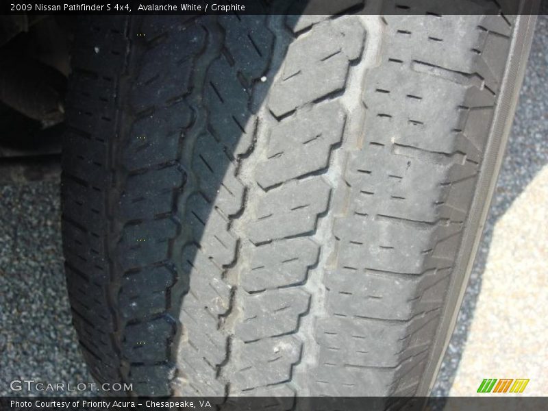 Avalanche White / Graphite 2009 Nissan Pathfinder S 4x4