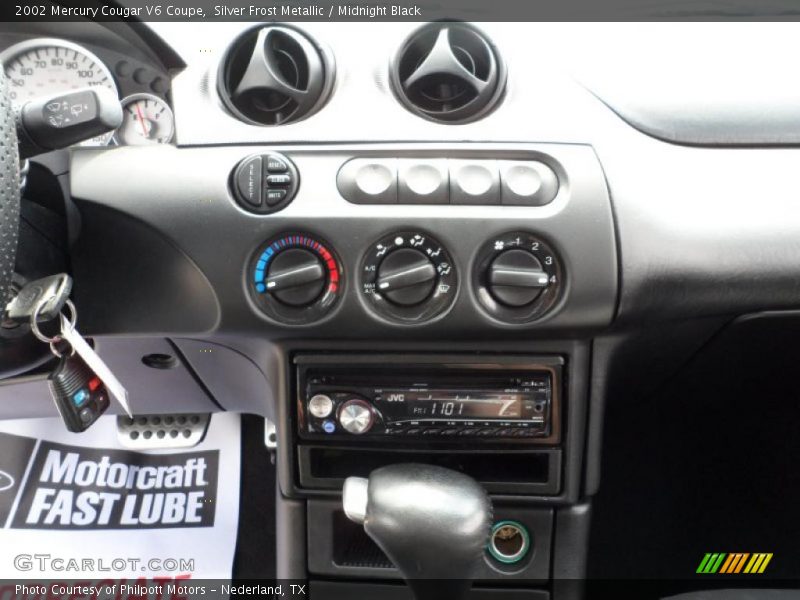 Controls of 2002 Cougar V6 Coupe