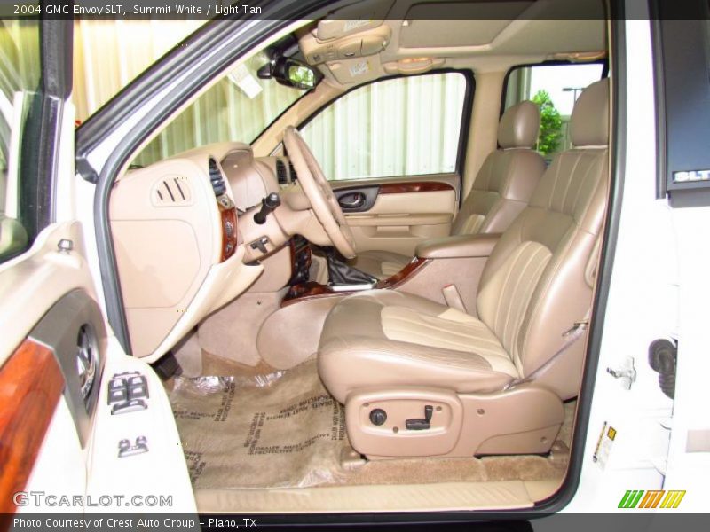 Summit White / Light Tan 2004 GMC Envoy SLT