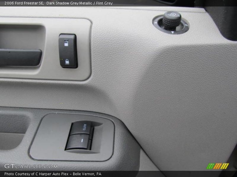 Dark Shadow Grey Metallic / Flint Grey 2006 Ford Freestar SE