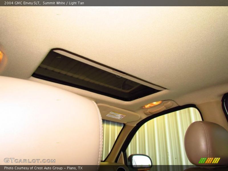 Summit White / Light Tan 2004 GMC Envoy SLT