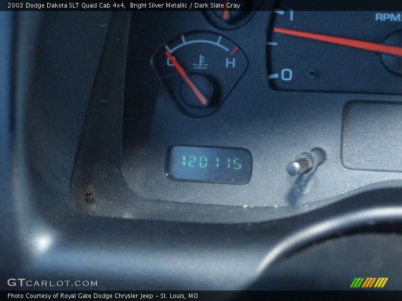 Bright Silver Metallic / Dark Slate Gray 2003 Dodge Dakota SLT Quad Cab 4x4