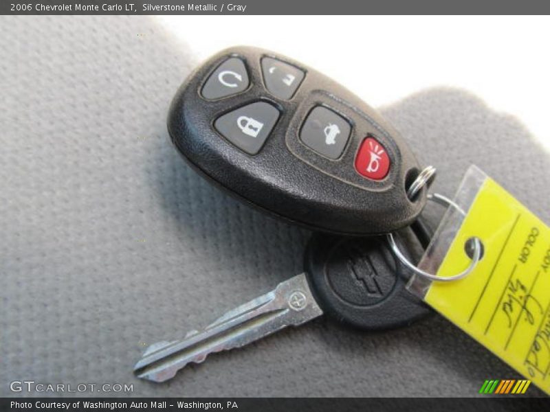 Silverstone Metallic / Gray 2006 Chevrolet Monte Carlo LT