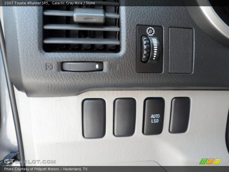 Galactic Gray Mica / Stone 2007 Toyota 4Runner SR5