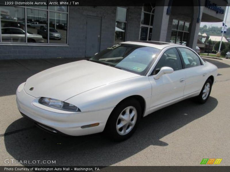 Arctic White / Tan 1999 Oldsmobile Aurora
