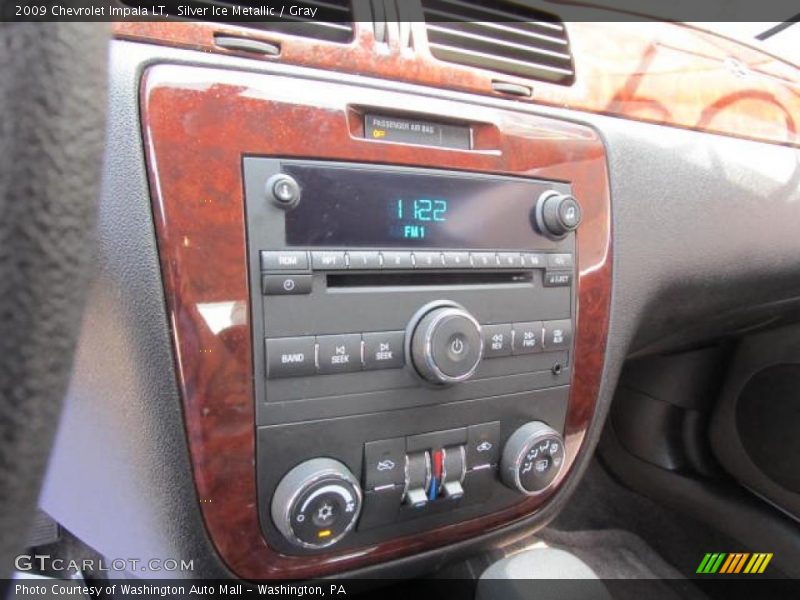 Silver Ice Metallic / Gray 2009 Chevrolet Impala LT