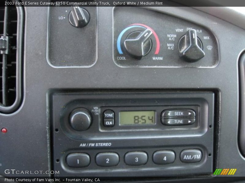 Oxford White / Medium Flint 2003 Ford E Series Cutaway E350 Commercial Utility Truck