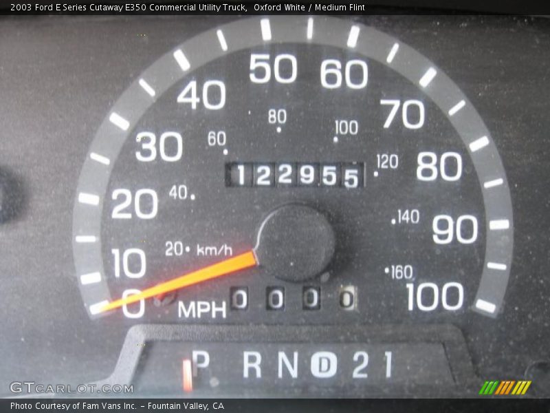 Oxford White / Medium Flint 2003 Ford E Series Cutaway E350 Commercial Utility Truck