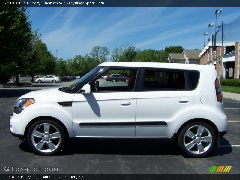 Clear White / Red/Black Sport Cloth 2010 Kia Soul Sport