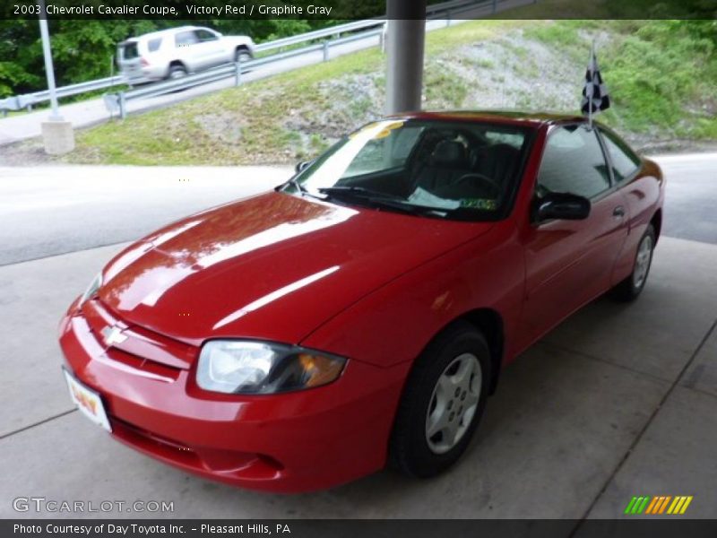 Victory Red / Graphite Gray 2003 Chevrolet Cavalier Coupe