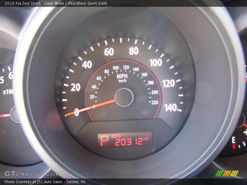 Clear White / Red/Black Sport Cloth 2010 Kia Soul Sport