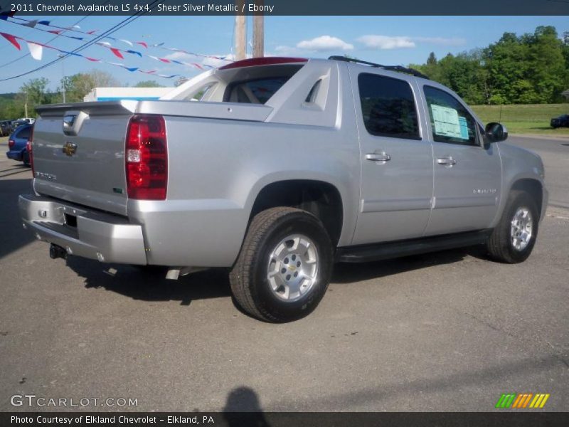 Sheer Silver Metallic / Ebony 2011 Chevrolet Avalanche LS 4x4