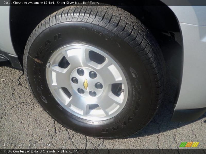 Sheer Silver Metallic / Ebony 2011 Chevrolet Avalanche LS 4x4