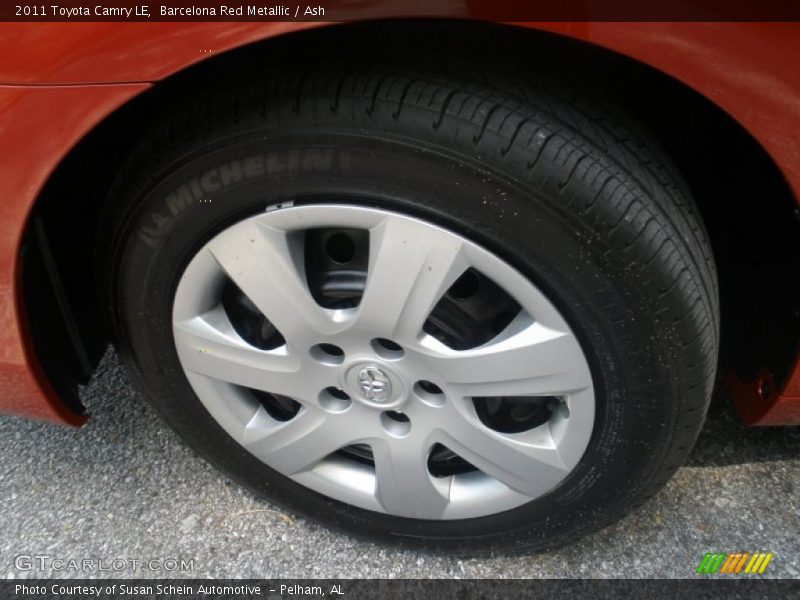 Barcelona Red Metallic / Ash 2011 Toyota Camry LE