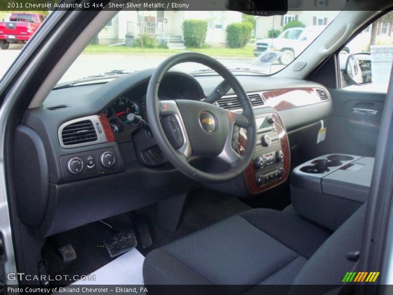 Sheer Silver Metallic / Ebony 2011 Chevrolet Avalanche LS 4x4