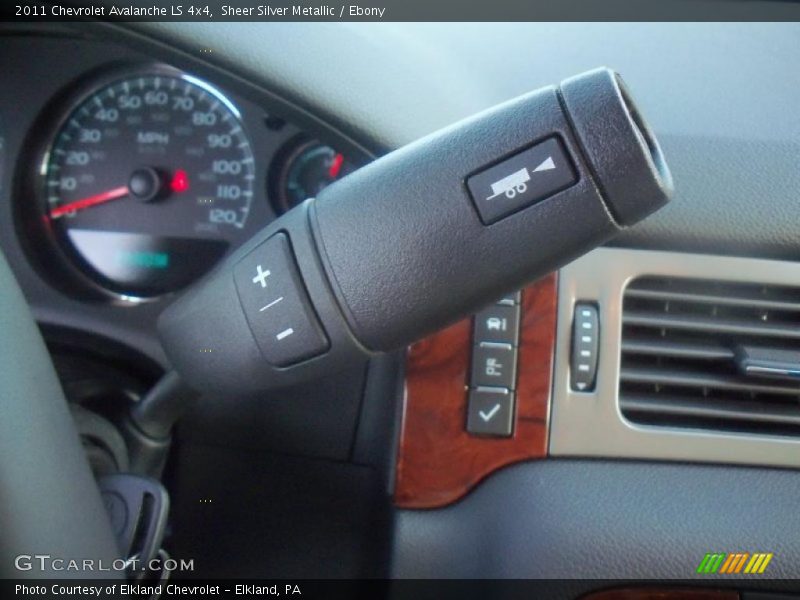 Sheer Silver Metallic / Ebony 2011 Chevrolet Avalanche LS 4x4
