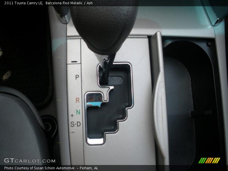 Barcelona Red Metallic / Ash 2011 Toyota Camry LE