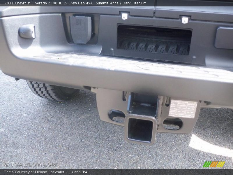 Summit White / Dark Titanium 2011 Chevrolet Silverado 2500HD LS Crew Cab 4x4