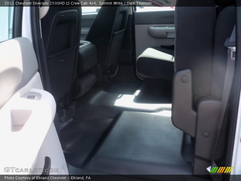 Summit White / Dark Titanium 2011 Chevrolet Silverado 2500HD LS Crew Cab 4x4