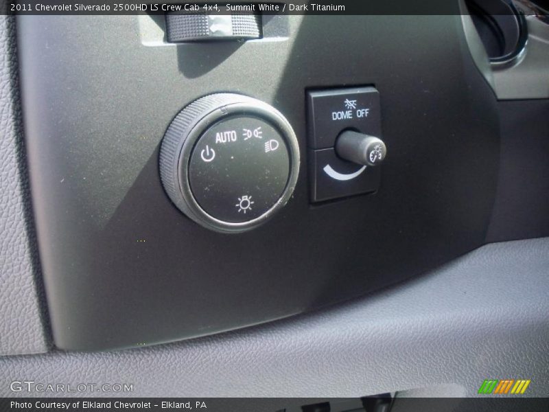 Summit White / Dark Titanium 2011 Chevrolet Silverado 2500HD LS Crew Cab 4x4