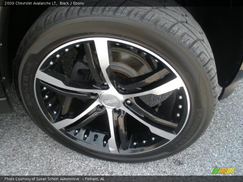 Custom Wheels of 2009 Avalanche LT