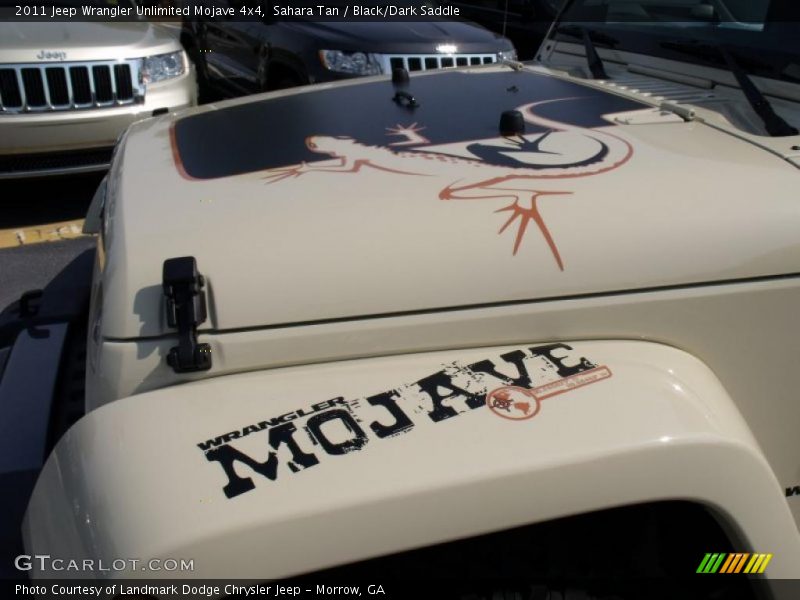 Sahara Tan / Black/Dark Saddle 2011 Jeep Wrangler Unlimited Mojave 4x4