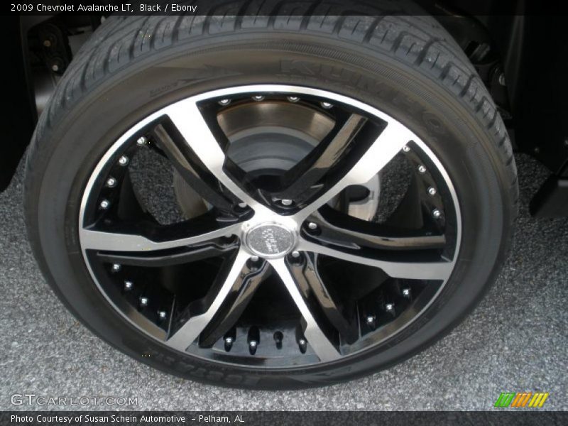 Custom Wheels of 2009 Avalanche LT