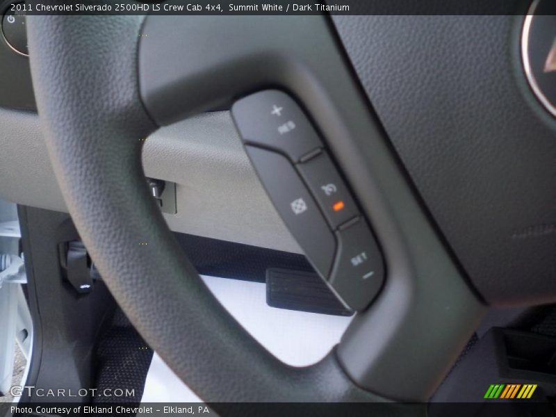 Summit White / Dark Titanium 2011 Chevrolet Silverado 2500HD LS Crew Cab 4x4