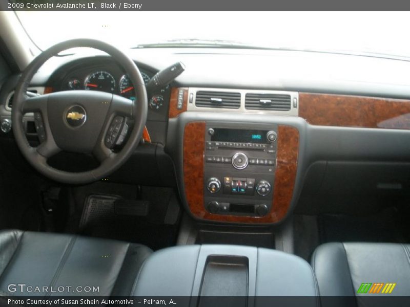 Black / Ebony 2009 Chevrolet Avalanche LT