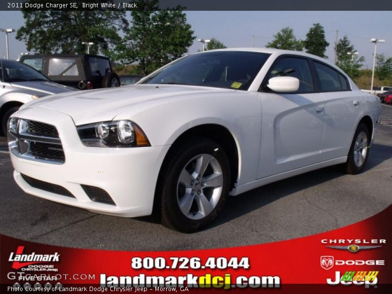 Bright White / Black 2011 Dodge Charger SE
