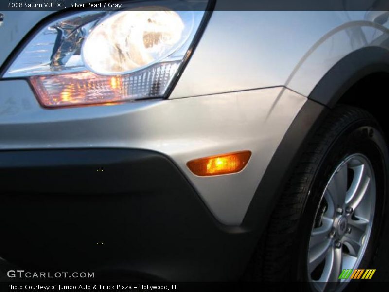 Silver Pearl / Gray 2008 Saturn VUE XE