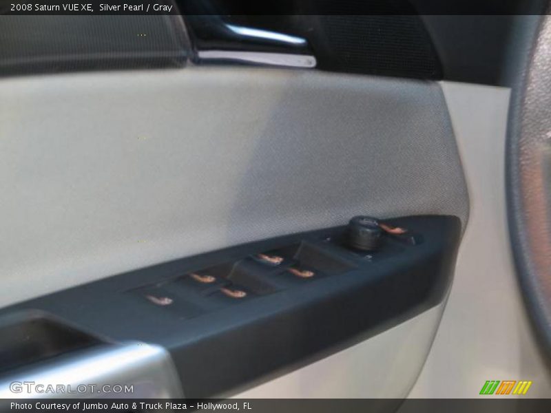 Silver Pearl / Gray 2008 Saturn VUE XE