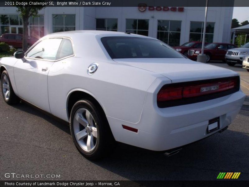 Bright White / Dark Slate Gray 2011 Dodge Challenger SE